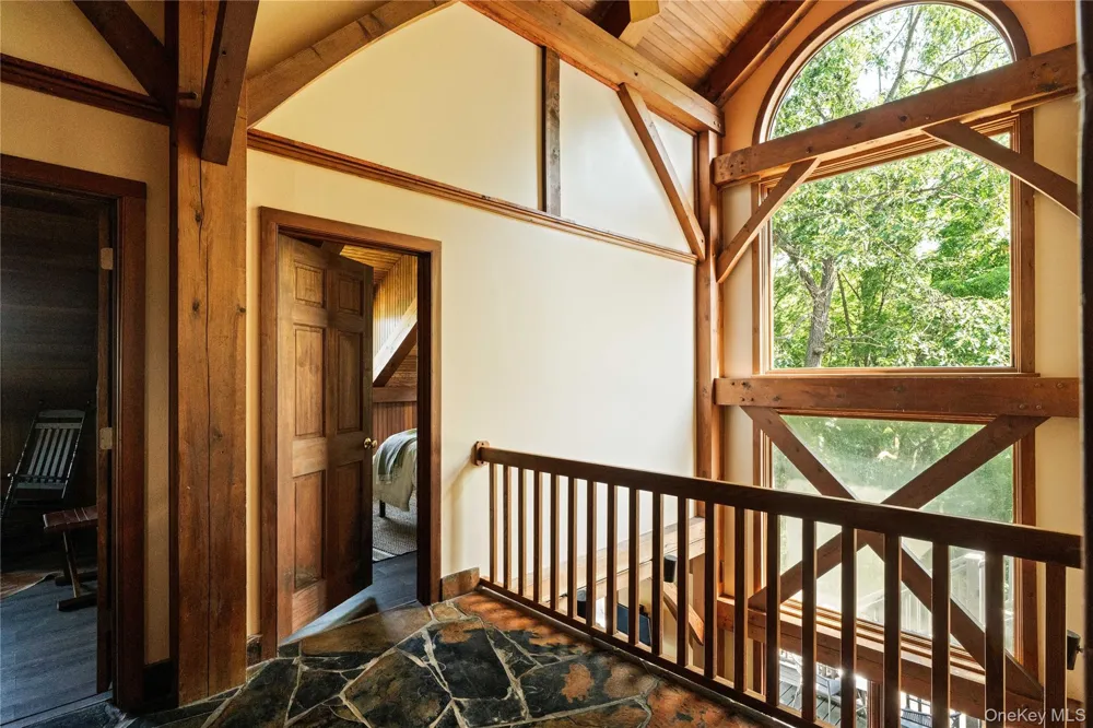 567 Four Mile Point Road Coxsackie, NY 12051