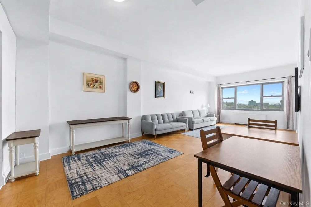 61-20 Grand Central Parkway #A1508 Forest Hills, NY 11375