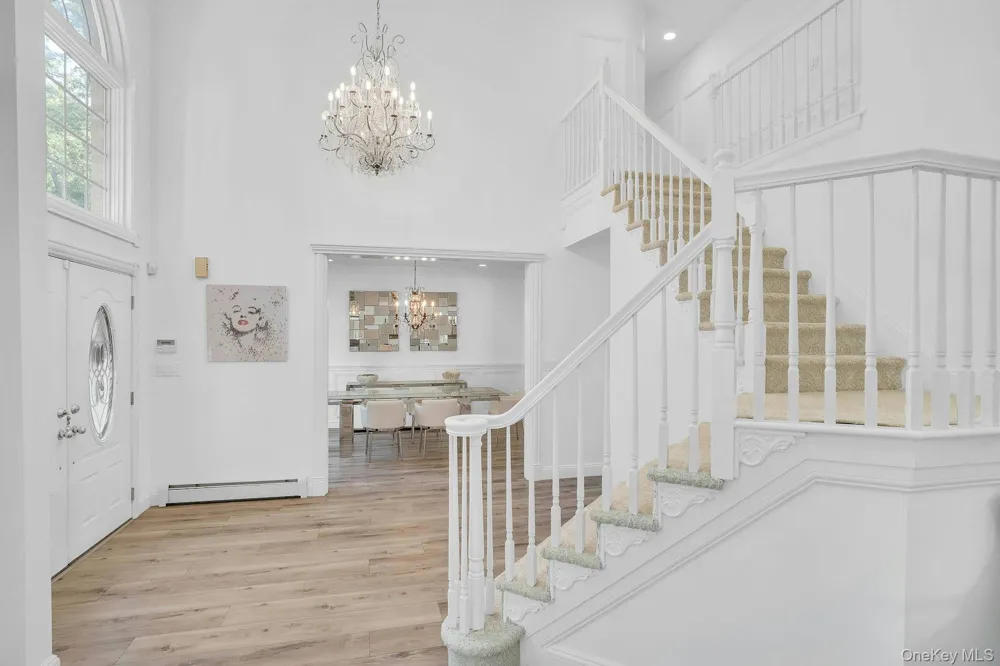 1 Weeping Cherry Lane Commack, NY 11725