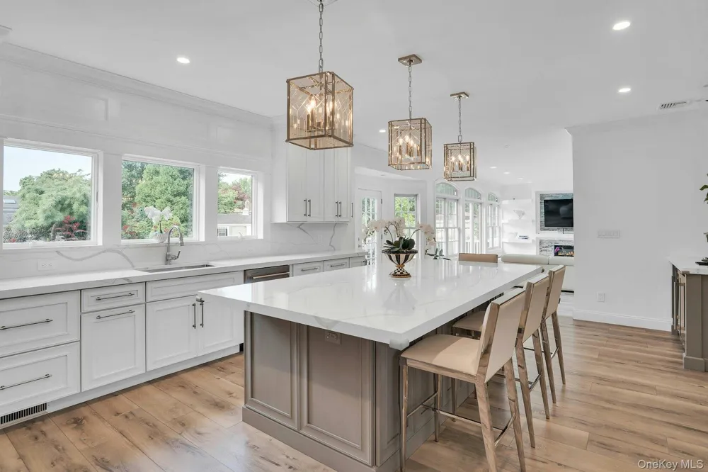 1 Weeping Cherry Lane Commack, NY 11725