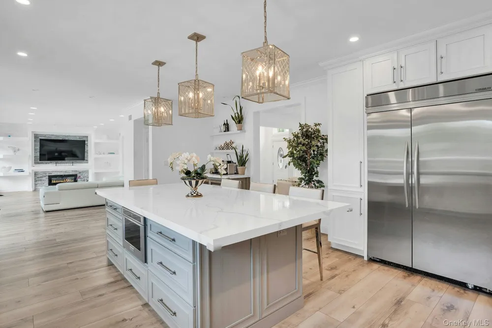 1 Weeping Cherry Lane Commack, NY 11725