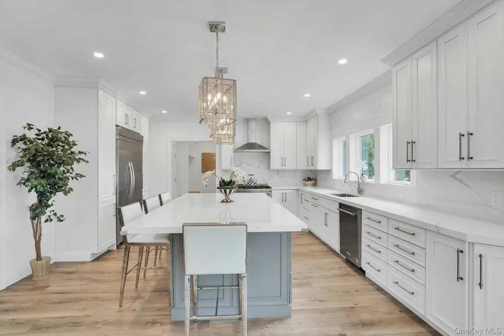 1 Weeping Cherry Lane Commack, NY 11725