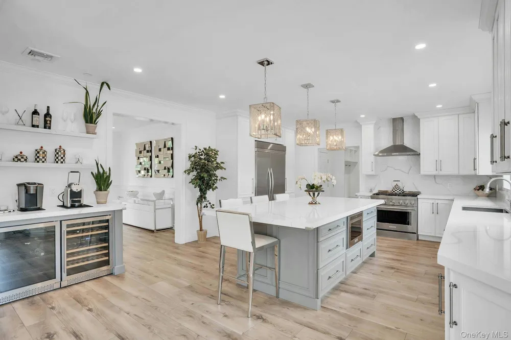 1 Weeping Cherry Lane Commack, NY 11725