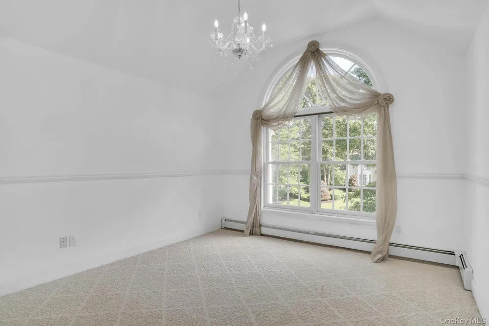 1 Weeping Cherry Lane Commack, NY 11725