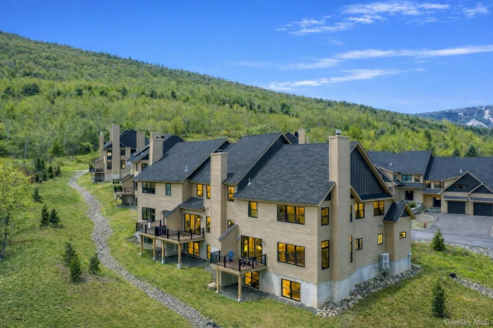 26 Stonewall Lane Windham, NY 12496