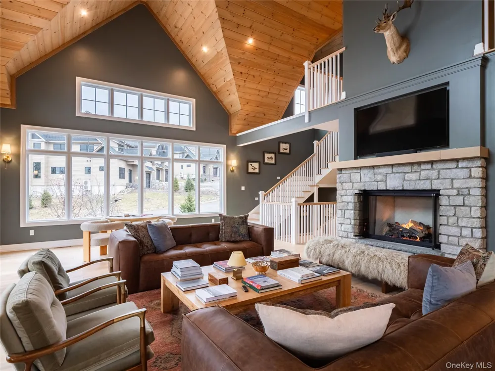 26 Stonewall Lane Windham, NY 12496
