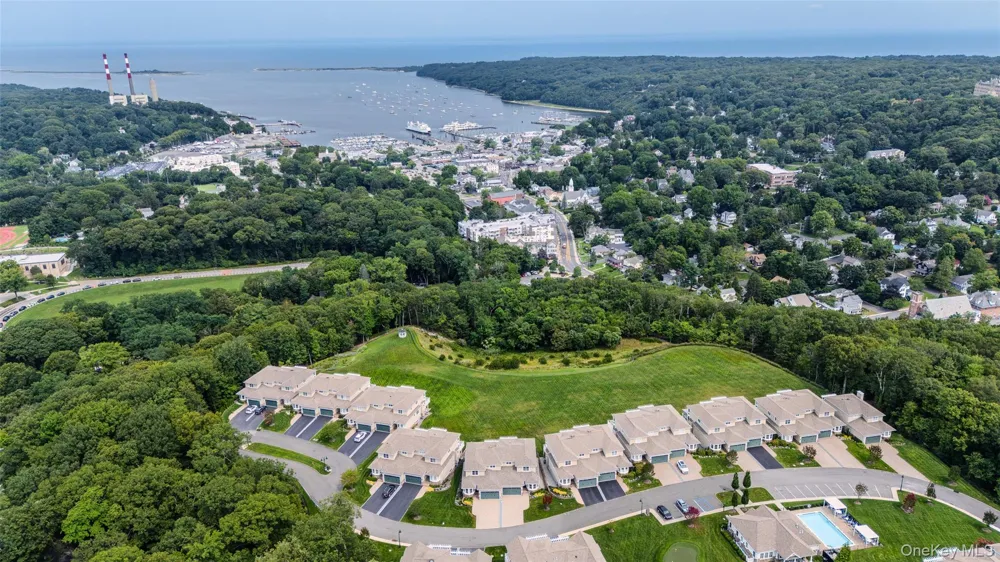 35 Theresa Lane Port Jefferson, NY 11777