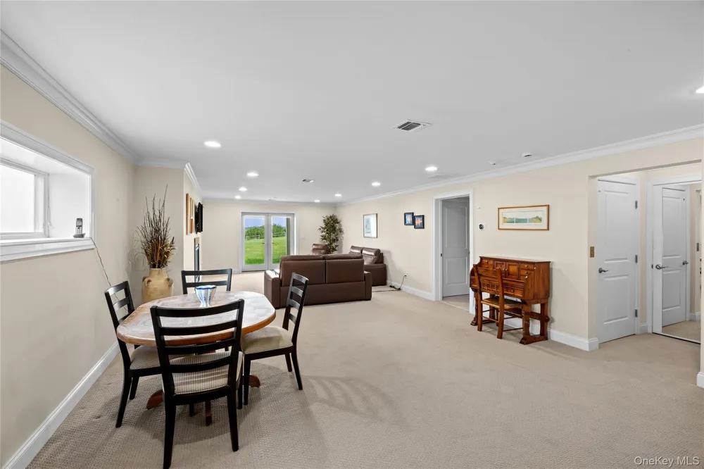 35 Theresa Lane Port Jefferson, NY 11777