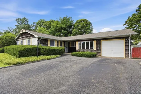 6 Budenos Drive