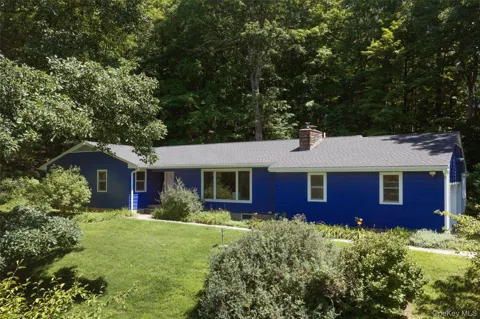 133 White Schoolhouse Road