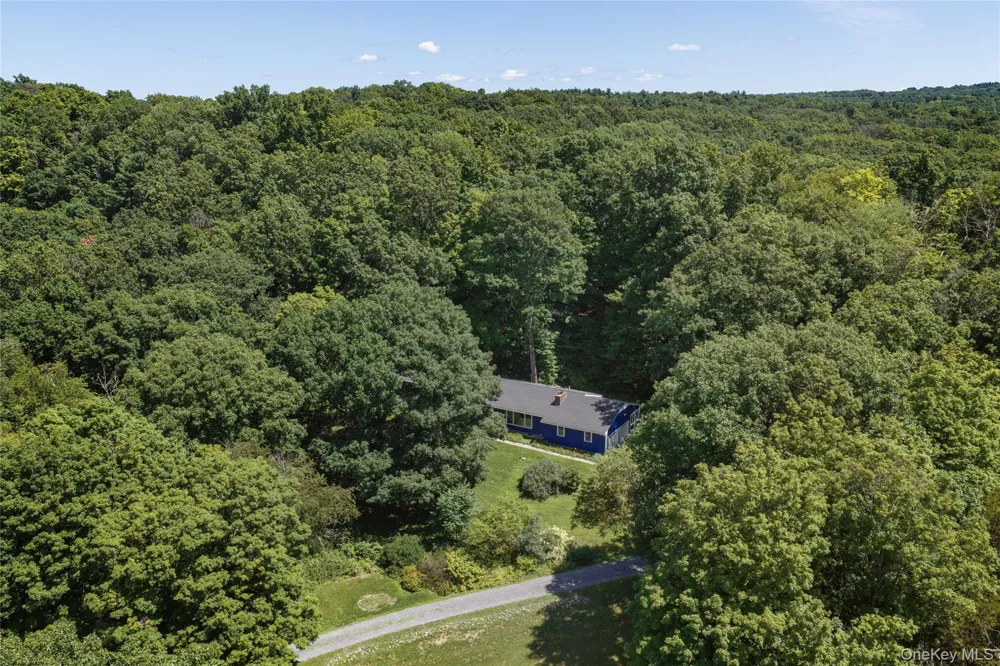 133 White Schoolhouse Road Rhinebeck, NY 12572