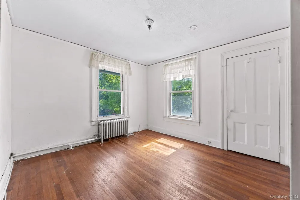 17 Midland Avenue White Plains, NY 10606