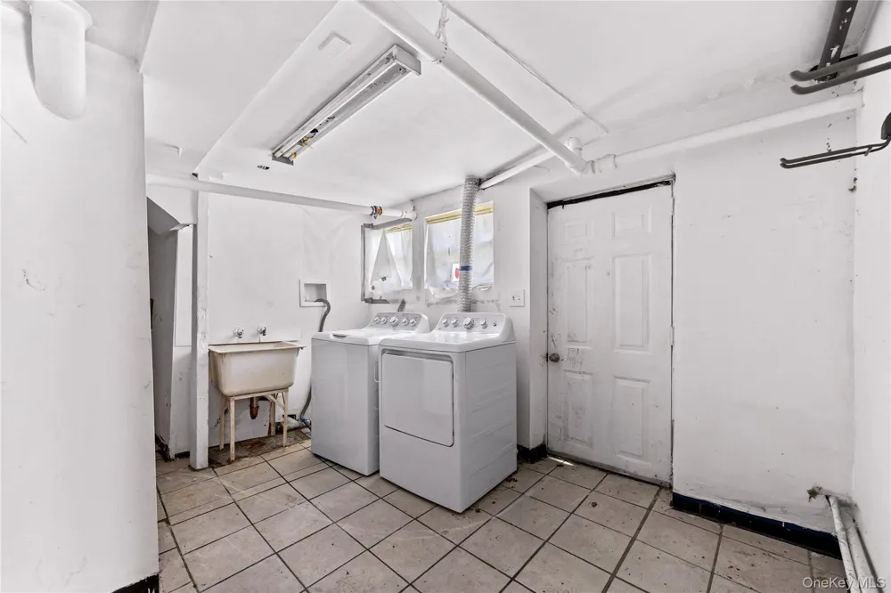 17 Midland Avenue White Plains, NY 10606