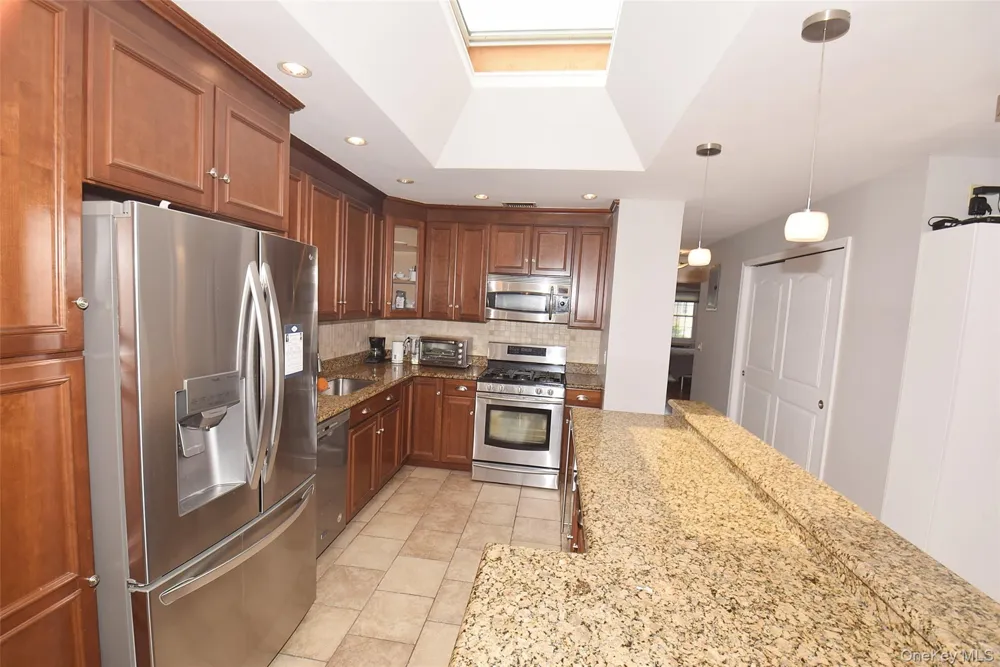 12-27 Diane Place #196 U Bayside, NY 11360