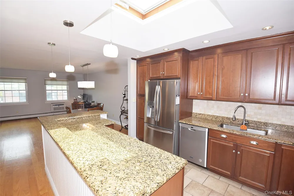 12-27 Diane Place #196 U Bayside, NY 11360