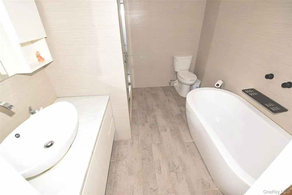 12-27 Diane Place #196 U Bayside, NY 11360