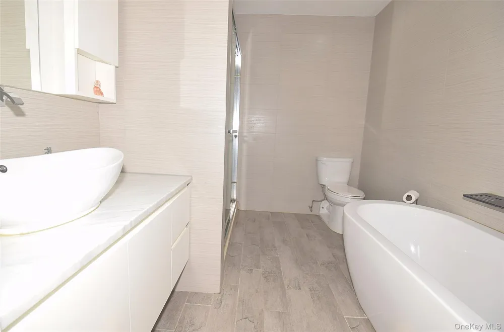 12-27 Diane Place #196 U Bayside, NY 11360