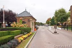 12-27 Diane Place #196 U Bayside, NY 11360