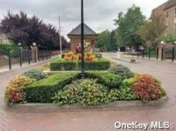 12-27 Diane Place #196 U Bayside, NY 11360