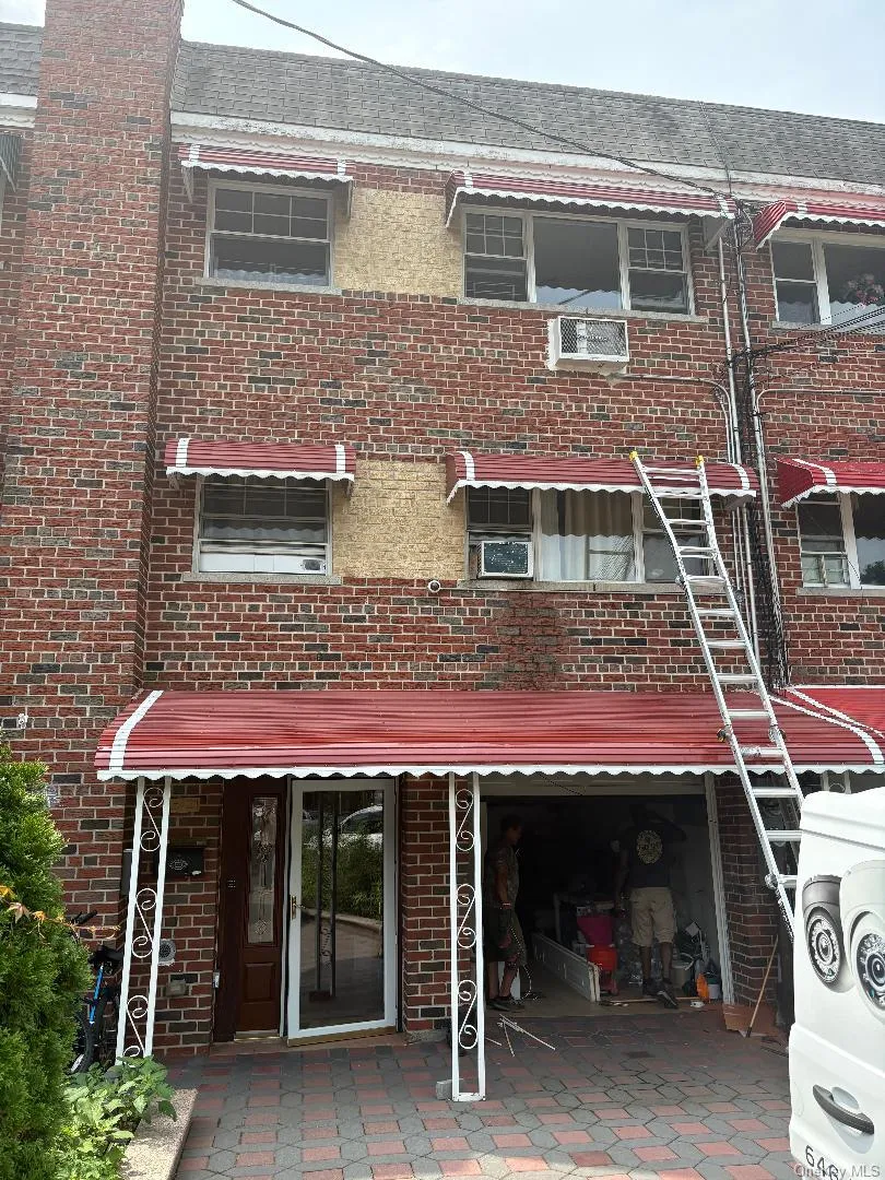 3629 Marolla Place Bronx, NY 10466