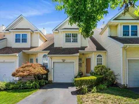 22 Apricot Court