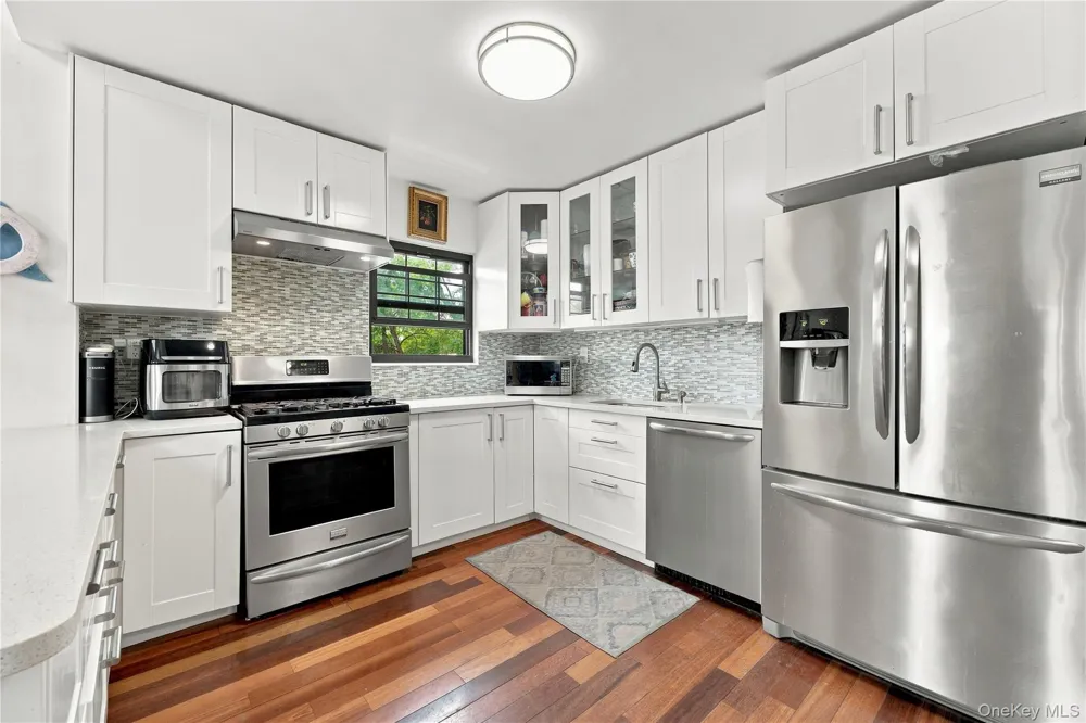 3-27 128th Street #21D College Point, NY 11356