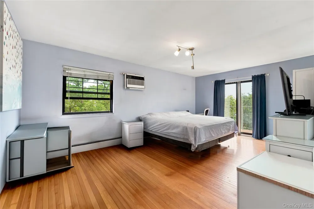 3-27 128th Street #21D College Point, NY 11356