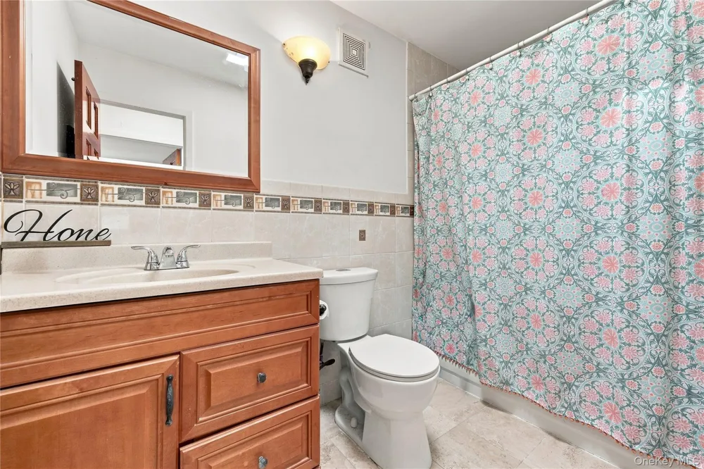 3-27 128th Street #21D College Point, NY 11356