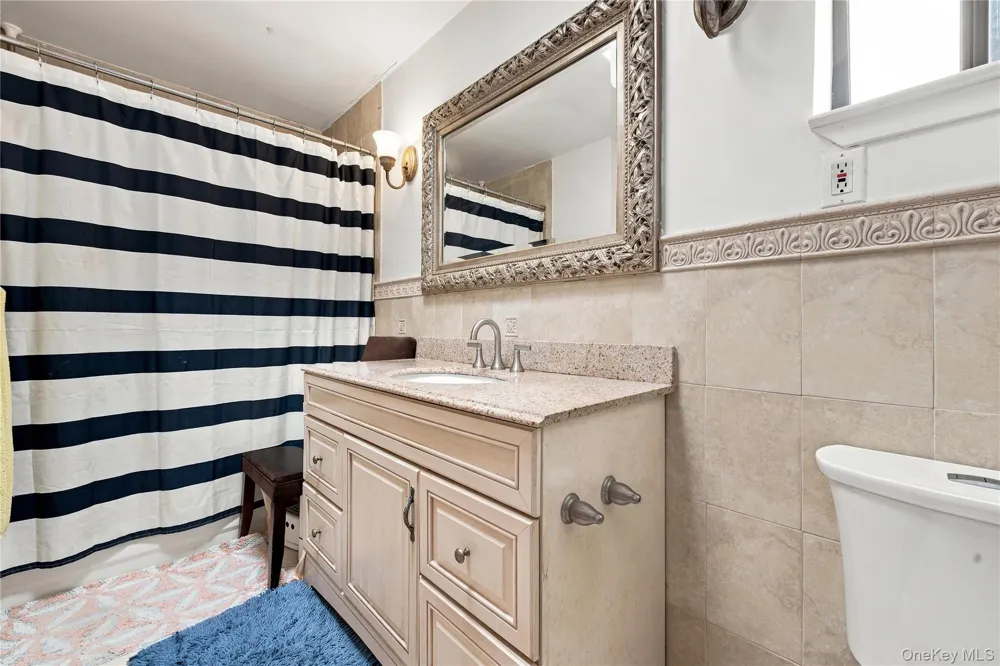 3-27 128th Street #21D College Point, NY 11356