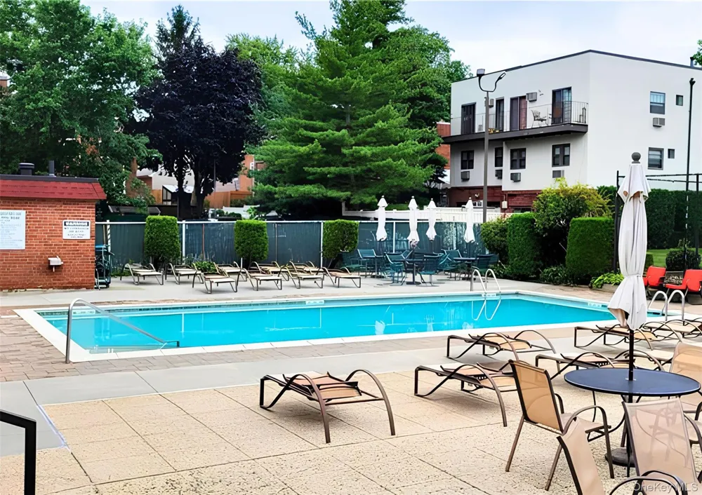 3-27 128th Street #21D College Point, NY 11356