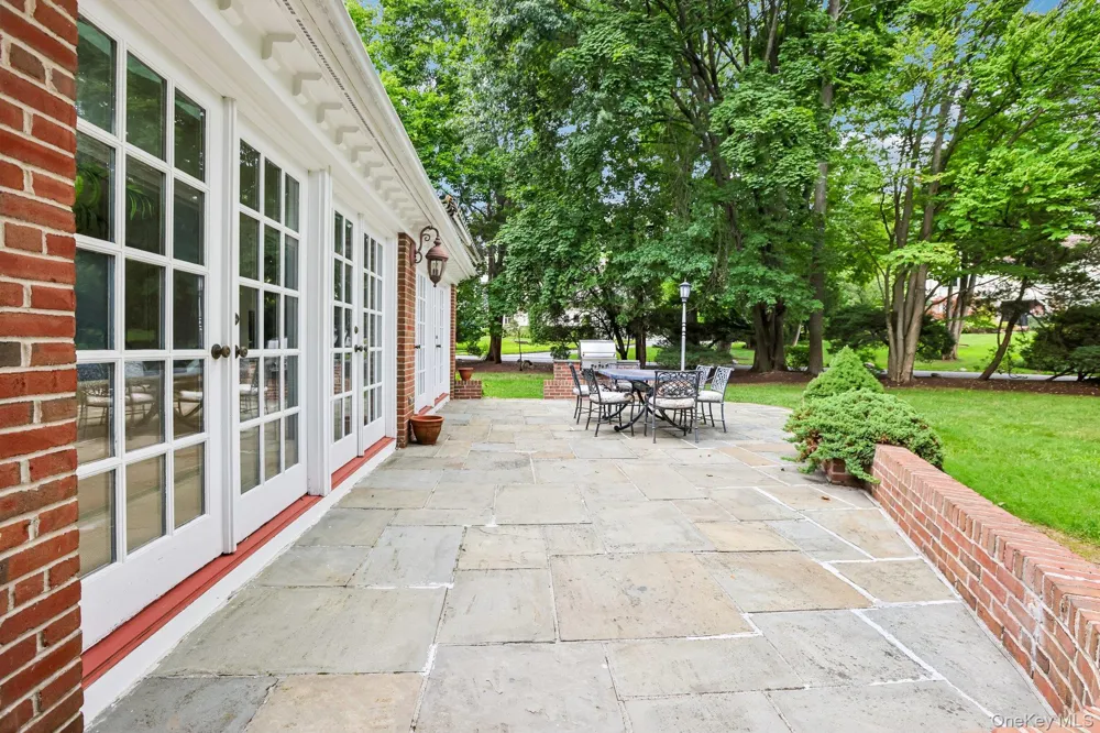 90 Greenhaven Road Rye, NY 10580