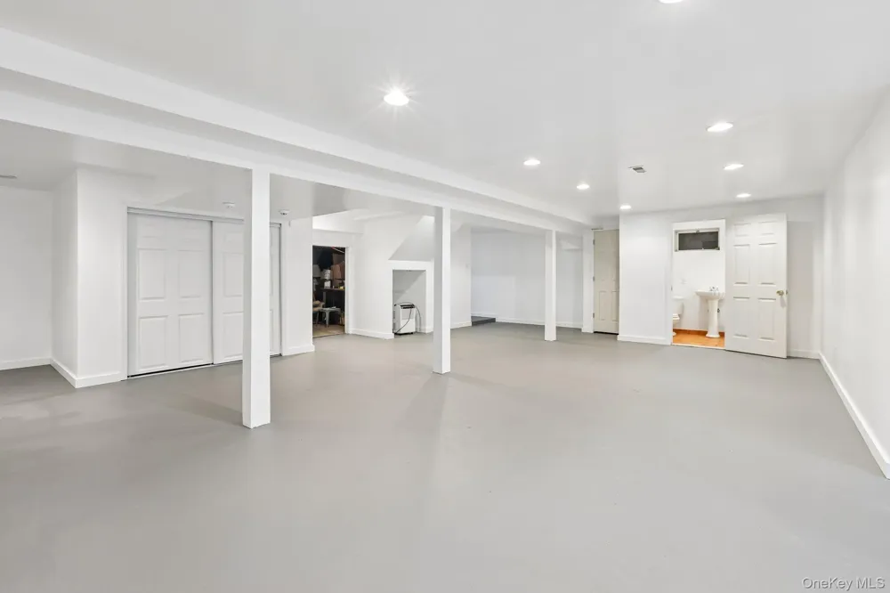 90 Greenhaven Road Rye, NY 10580