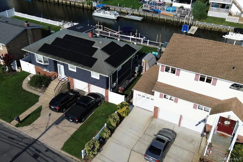 2695 Ocean Avenue Seaford, NY 11783