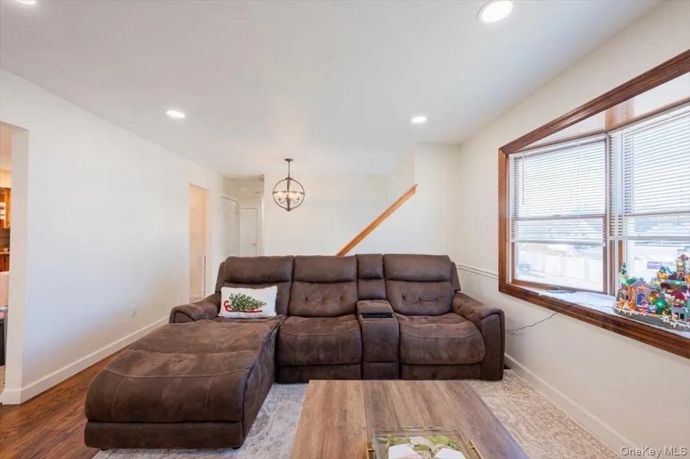 2695 Ocean Avenue Seaford, NY 11783
