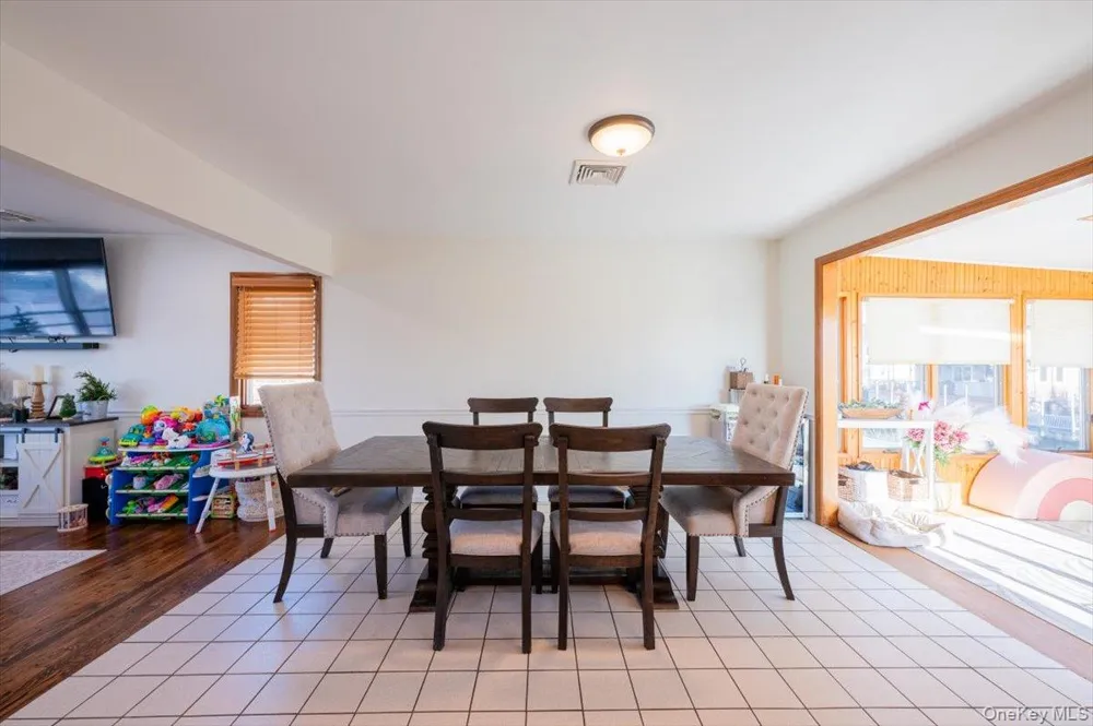 2695 Ocean Avenue Seaford, NY 11783