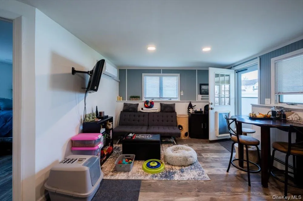 2695 Ocean Avenue Seaford, NY 11783