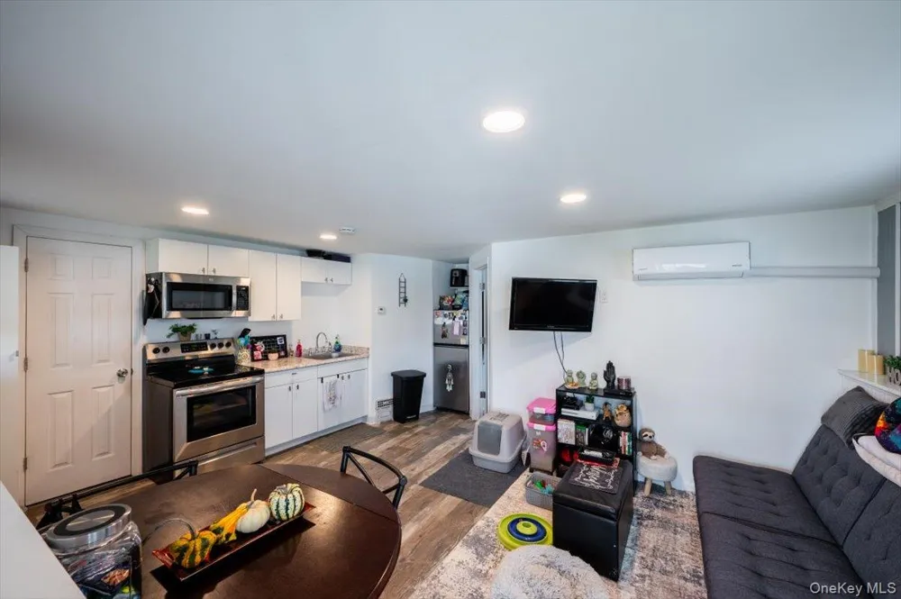2695 Ocean Avenue Seaford, NY 11783