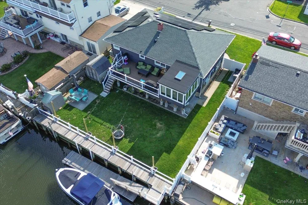 2695 Ocean Avenue Seaford, NY 11783