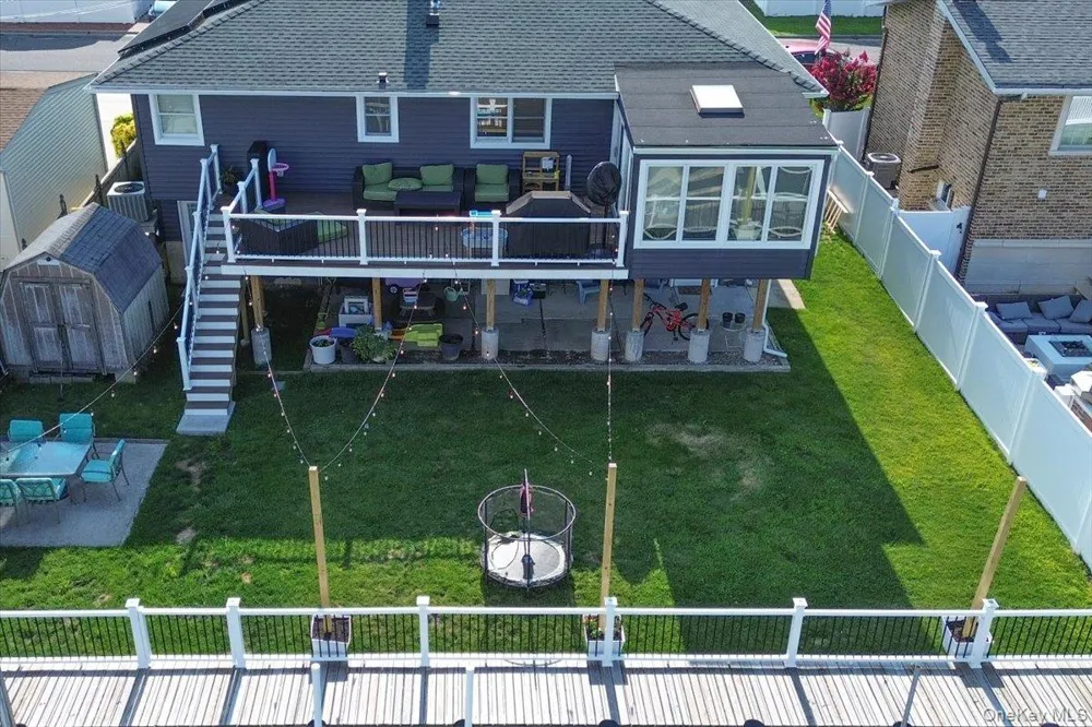 2695 Ocean Avenue Seaford, NY 11783