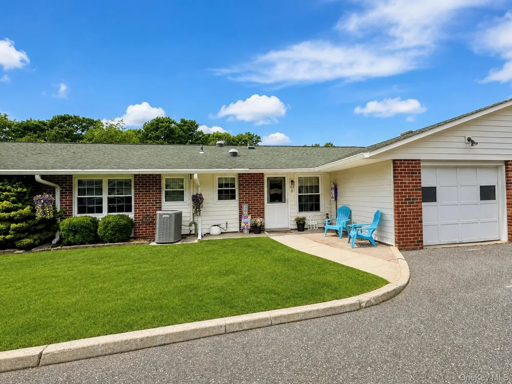 89 Enfield Court #B Ridge, NY 11961