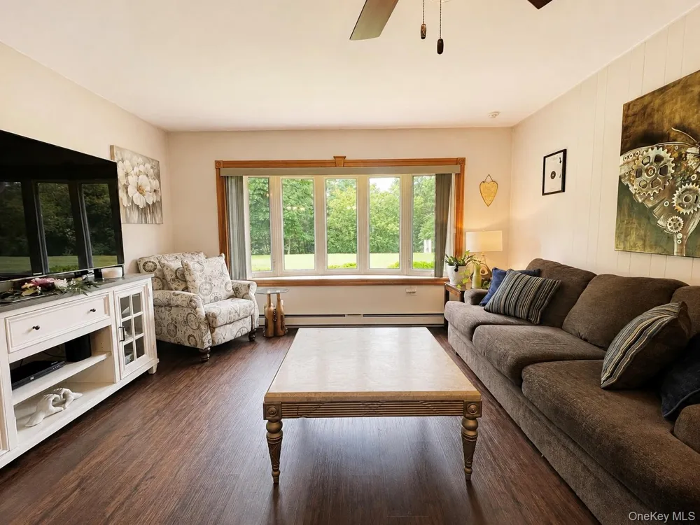 89 Enfield Court #B Ridge, NY 11961