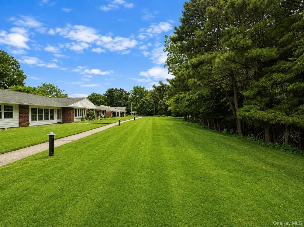 89 Enfield Court #B Ridge, NY 11961