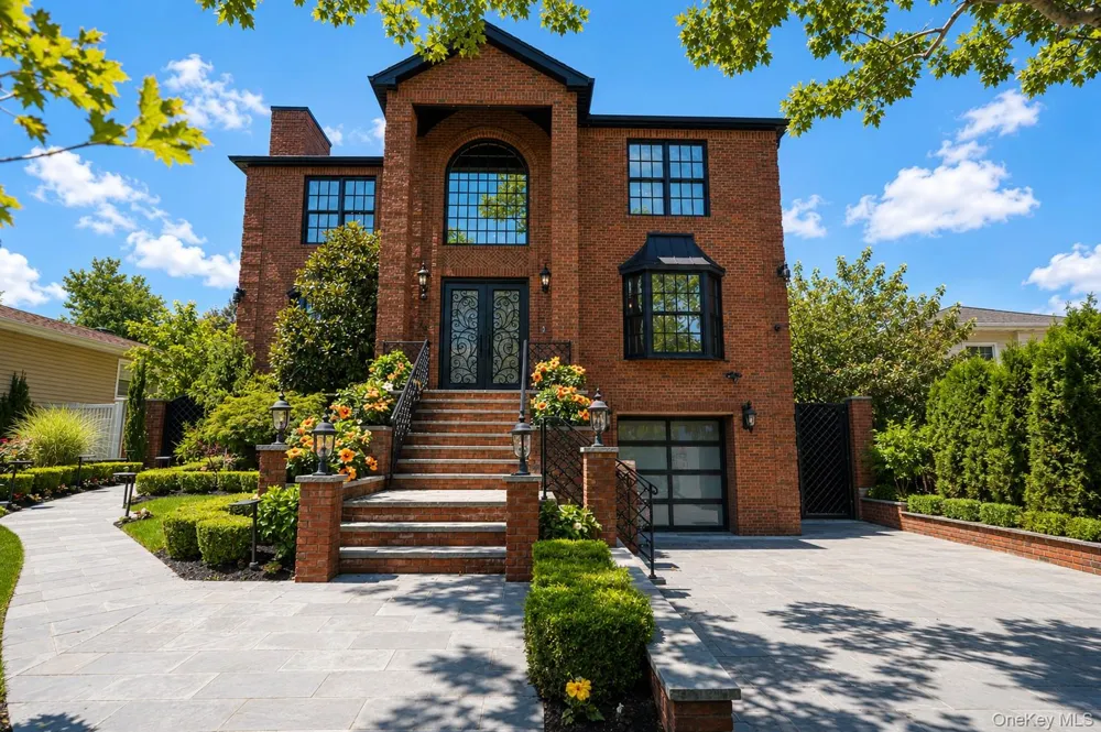 28 Durges Street Staten Island, NY 10304