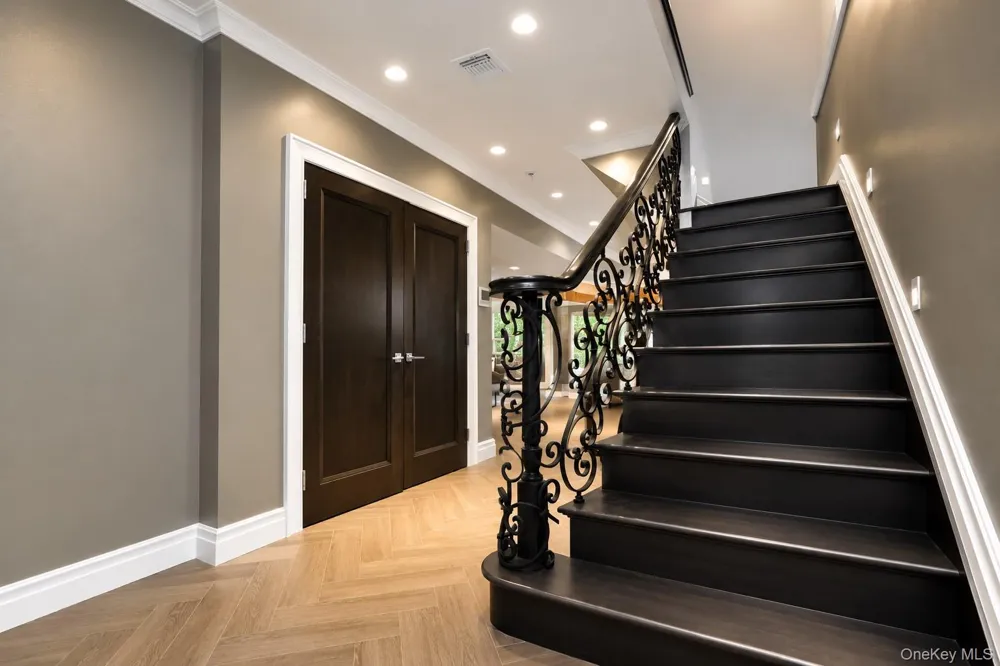 28 Durges Street Staten Island, NY 10304