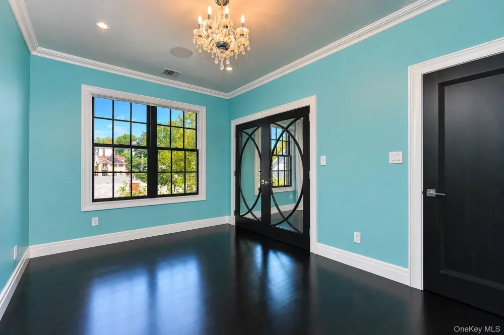 28 Durges Street Staten Island, NY 10304