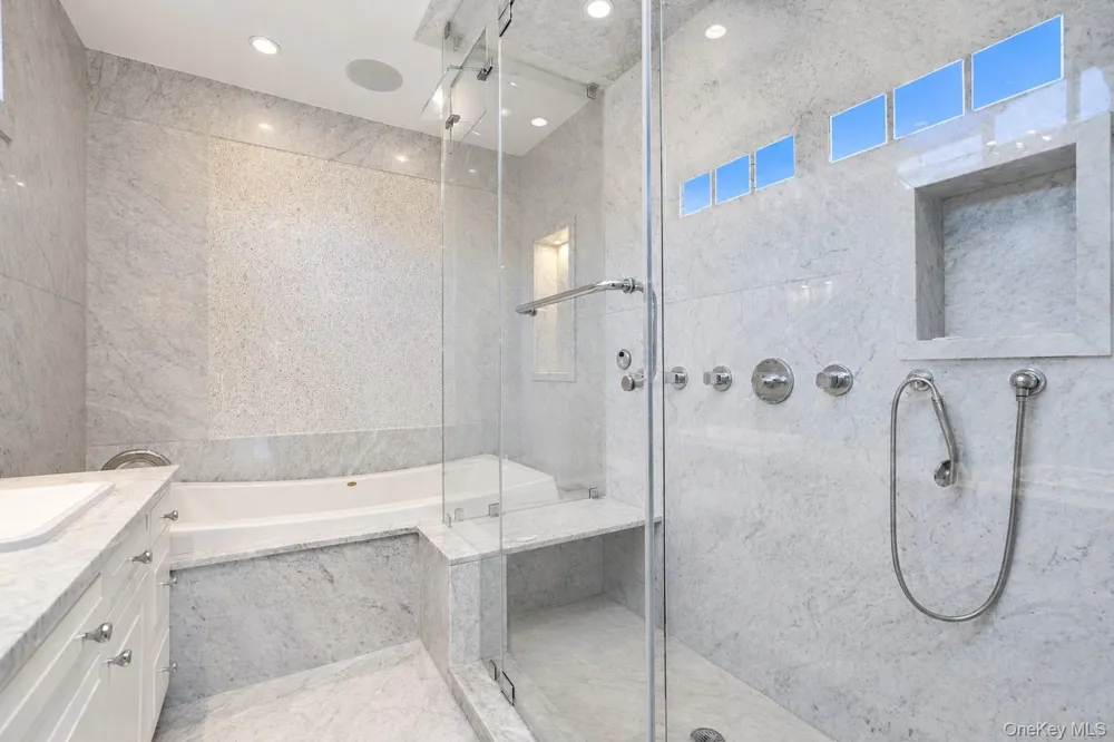 28 Durges Street Staten Island, NY 10304