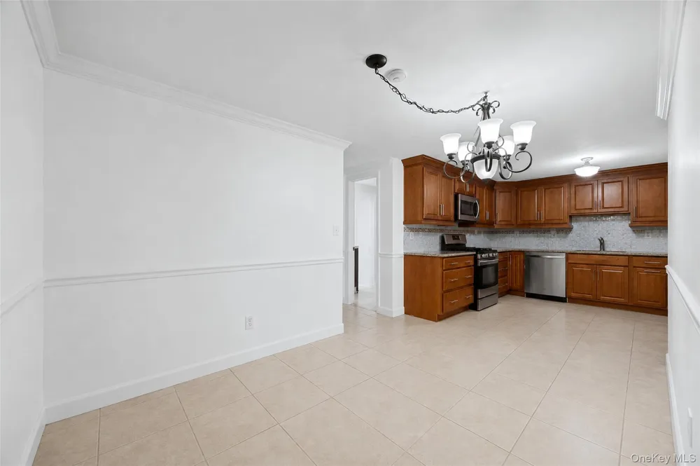 13 Omni Parc Drive Nanuet, NY 10954