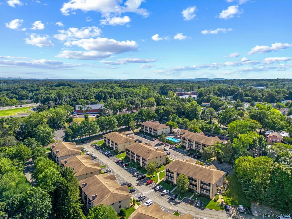 13 Omni Parc Drive Nanuet, NY 10954