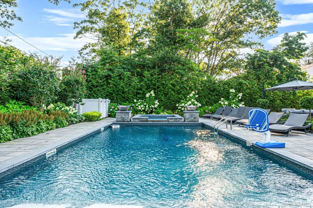 61 Lauren Avenue Dix Hills, NY 11746