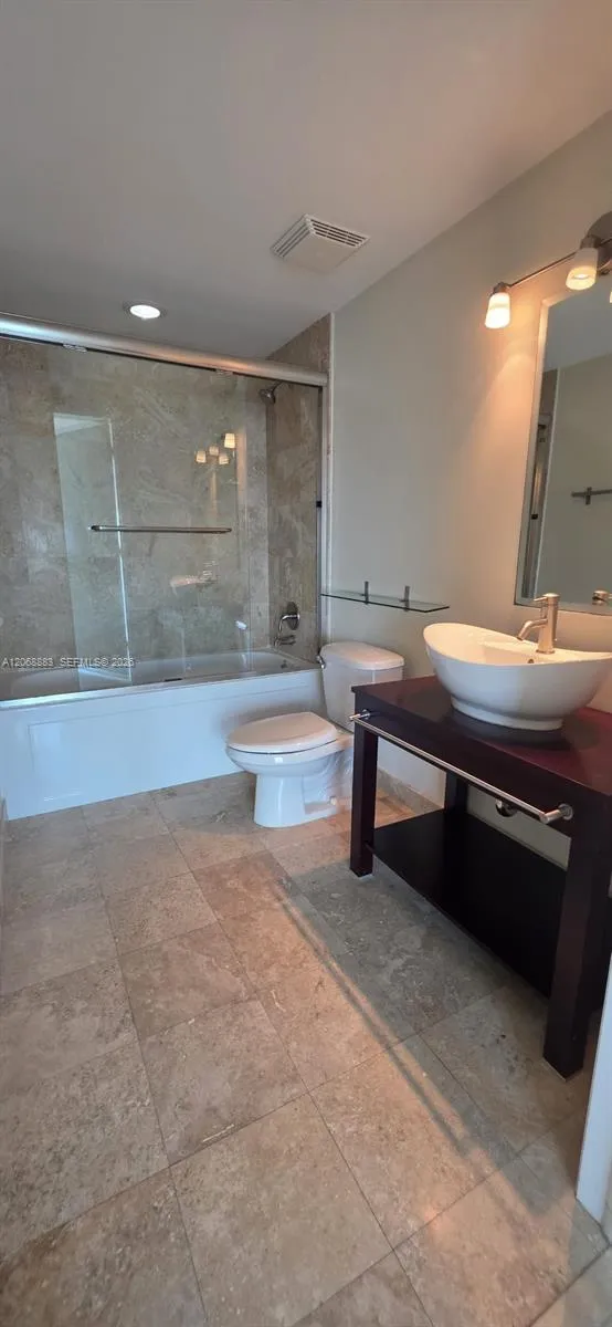 350 S Miami Ave #3213 Miami, FL 33130